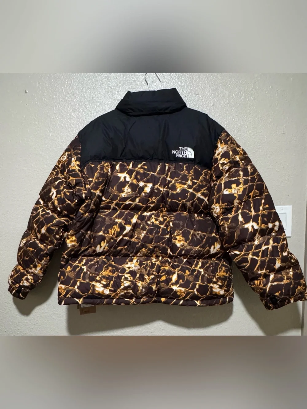 NWT The North Face Mens Sz. Large 1996 RETRO Nuptse Jacket 700 Down Puffer Coat